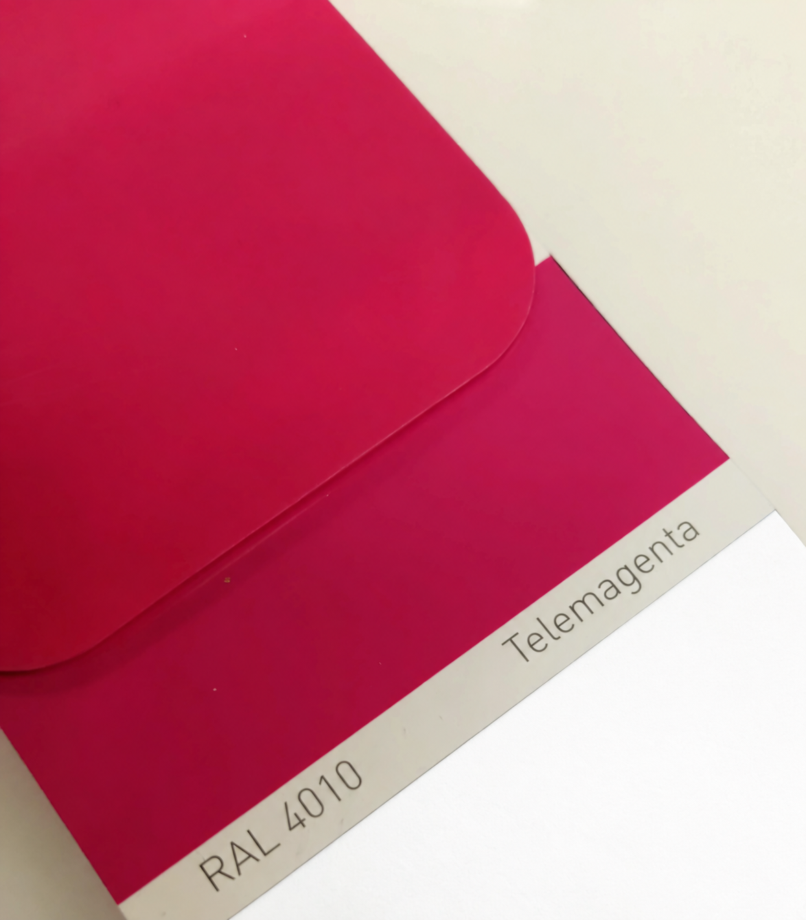 Masterbatch - Pink PP based - 180kg available